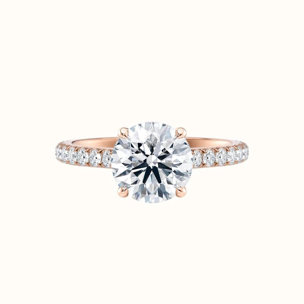 Forlovelsesring Sevendal,  tynn ring med sidediamanter, senter diamant 2,00 carat  rosegull, liggende  forfra, fairtrade-gull 