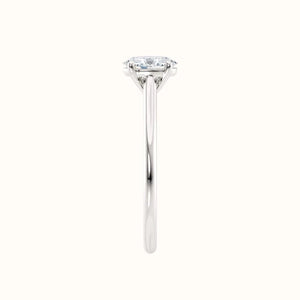 Forlovelsesring i hvitt gull tynn ring 0,50 Carat oval diamant, stående sett rett forfra Sevendal 
