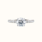 Forlovelsesring Sevendal,  tynn ring med sidediamanter, senter diamant 1,00 carat   hvitt gull, liggende  forfra, fairtrade-gull 